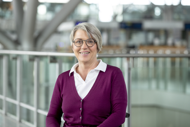Frau Annegret Künstle